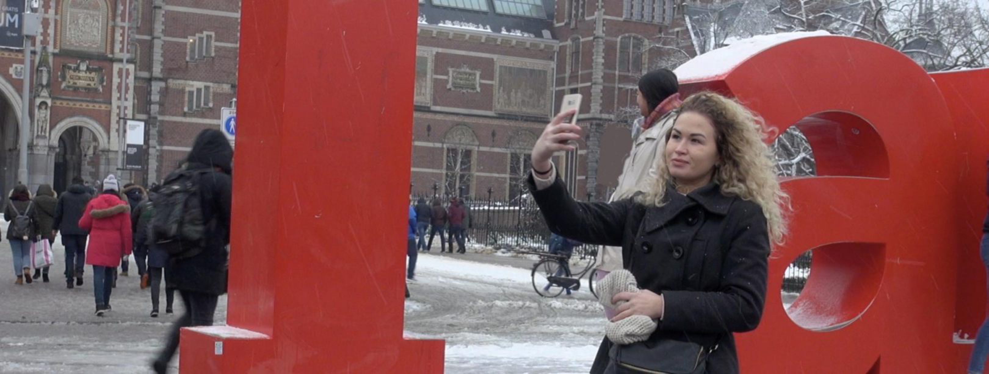 selfie-bij-letters-I-Amsterdam-header