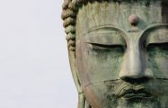 Thumbnail voor “Die naam kreeg ik er gratis bij.” Boeddhisten over hun boeddhistische naam.