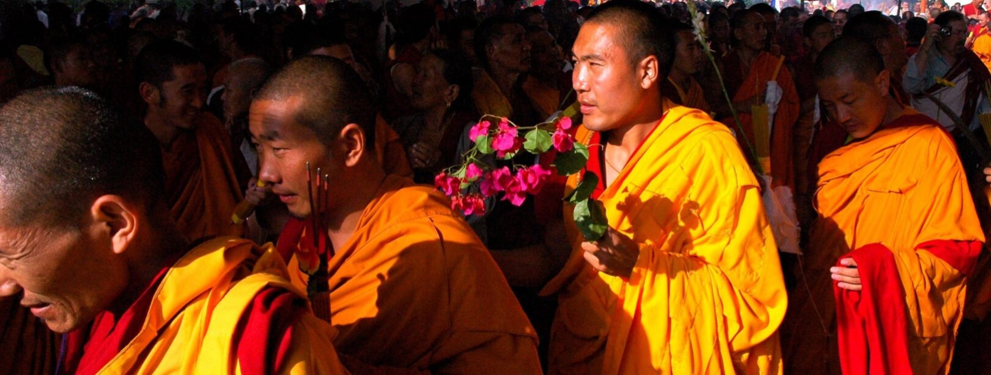 A Tibetan Buddhist procession in Kathmandu_by Wonderlane_Flickr