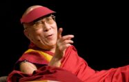 Thumbnail voor De Dalai Lama over het zelf als een illusie