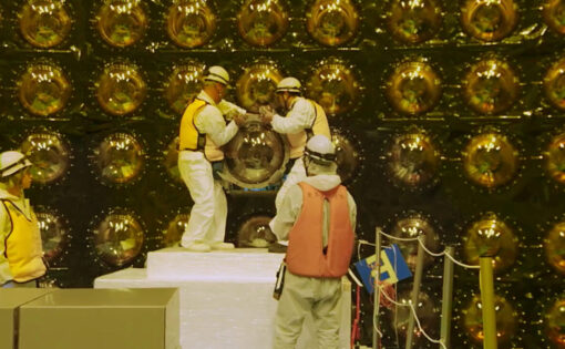 Thumbnail voor Documentaire: Neutrino – de dichter onder de elementaire deeltjes