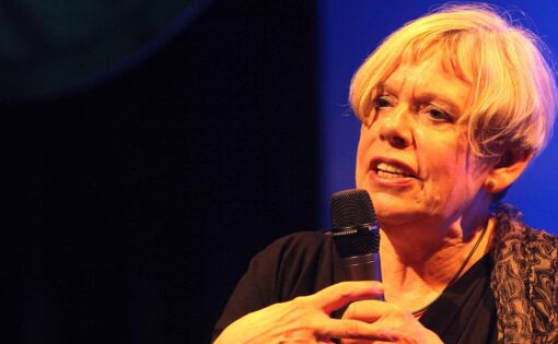 Thumbnail voor Karen Armstrong: “Compassie is aangeboren”